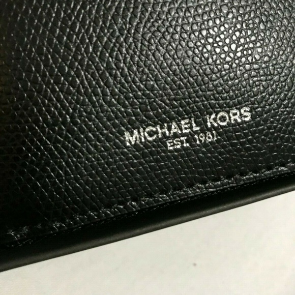 🎁Michael Kors Warren Tech Zip Around Wallet - Picture 6 of 6